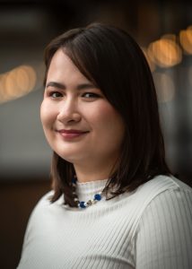 Samantha Young – She/Her